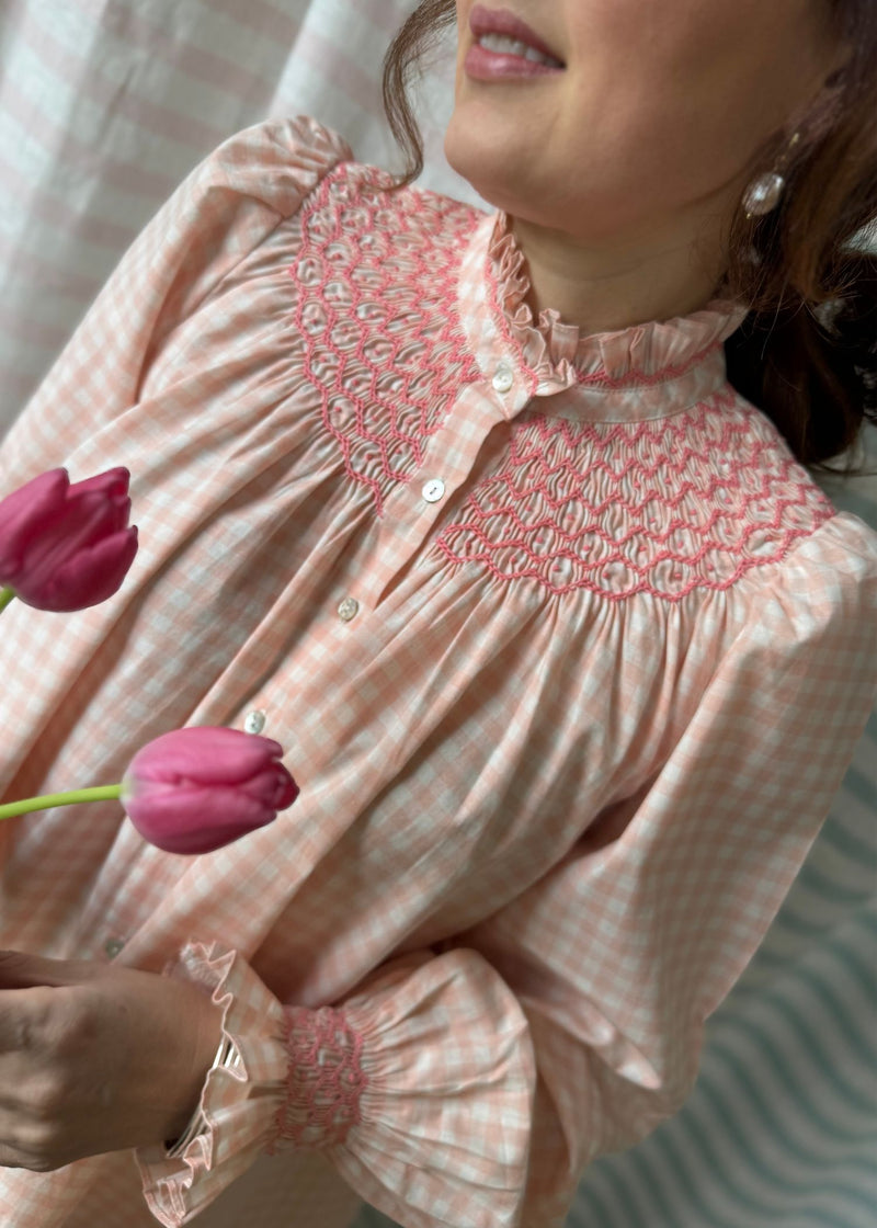 Scholl Blouse Bellini Gingham with Calypso Hand Smocking Edition 40